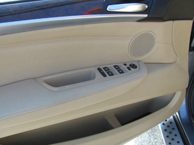 2008 BMW X5 1500 4dr Club Cab 4x4