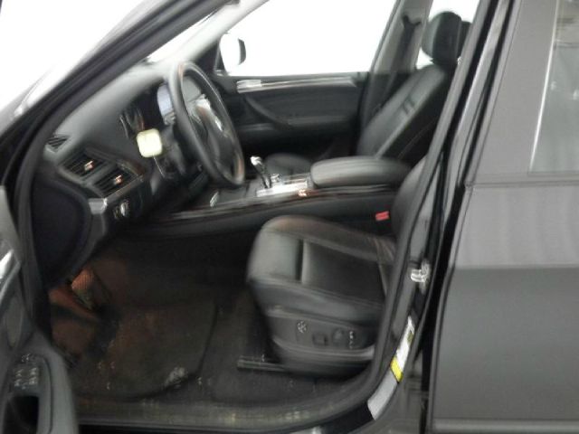2010 BMW X5 SLT W/ Navigation/sunroof