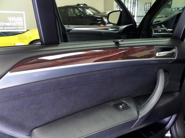 2010 BMW X5 XLT Supercab Long Bed 4WD