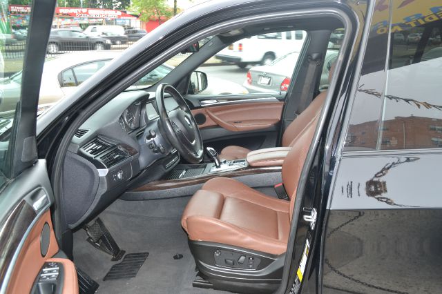 2011 BMW X5 XLT FX4 Crew Cab