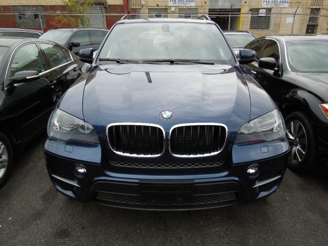 2011 BMW X5 300M