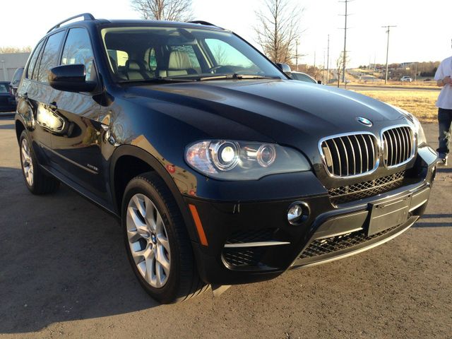 2011 BMW X5 300M