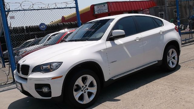 2011 BMW X6 Xltcrew