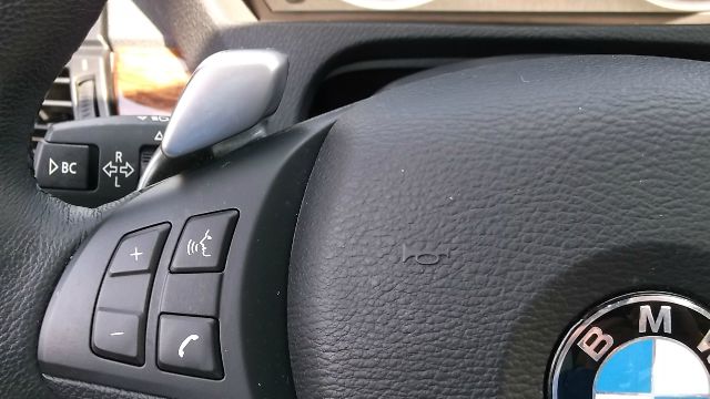 2011 BMW X6 1999 Toyota LE