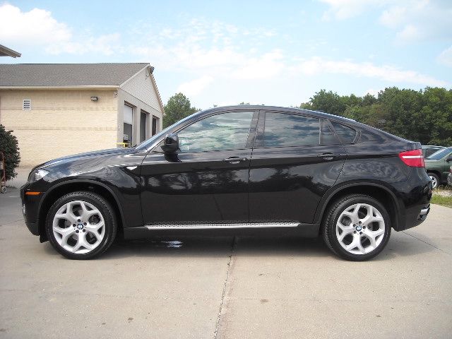 2011 BMW X6 300M