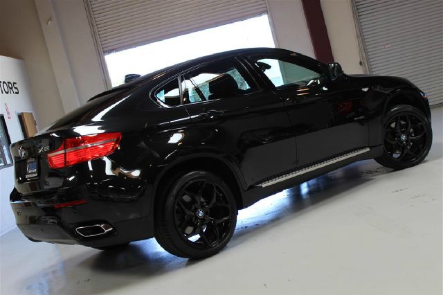 2011 BMW X6 CLUB