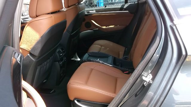 2011 BMW X6 CLUB