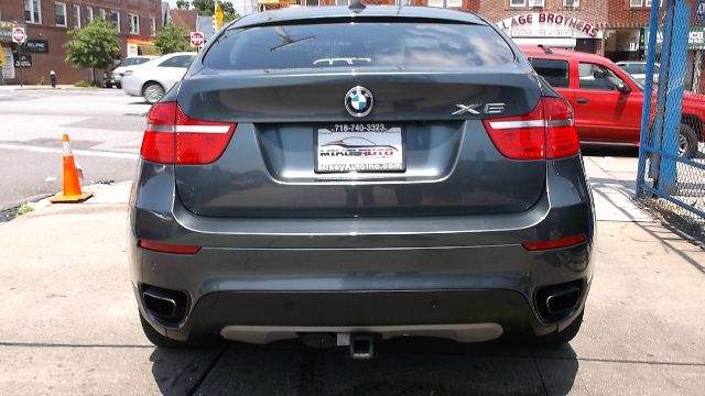 2011 BMW X6 CLUB