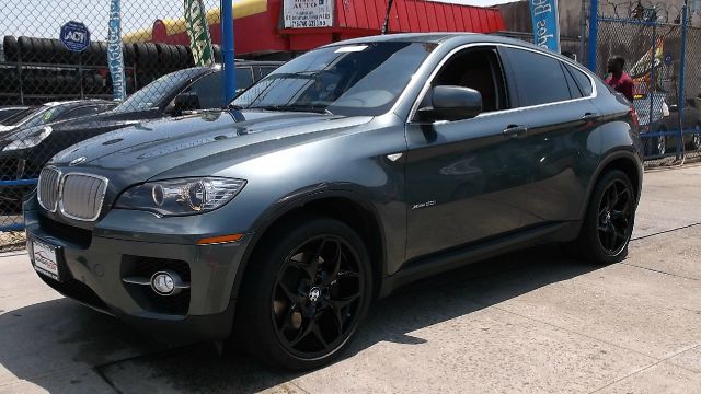 2011 BMW X6 CLUB