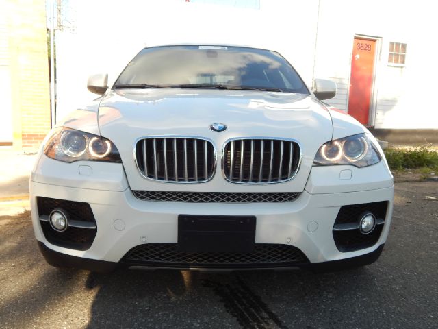 2011 BMW X6 CLUB