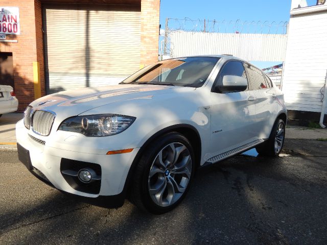 2011 BMW X6 CLUB