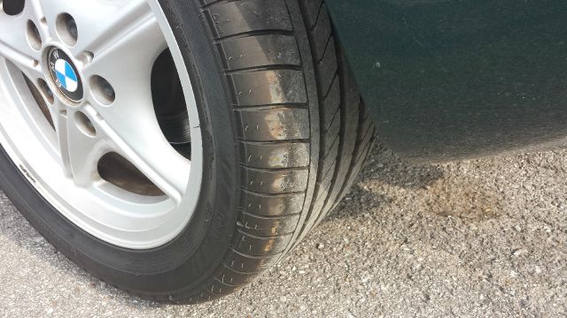 1997 BMW Z3 2500 LS 4x2