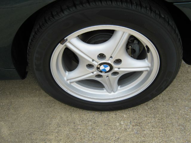 1998 BMW Z3 SE Front-wheel Drive