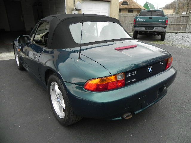 1998 BMW Z3 SE Front-wheel Drive