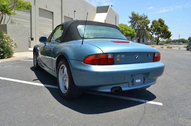 1998 BMW Z3 SE Front-wheel Drive