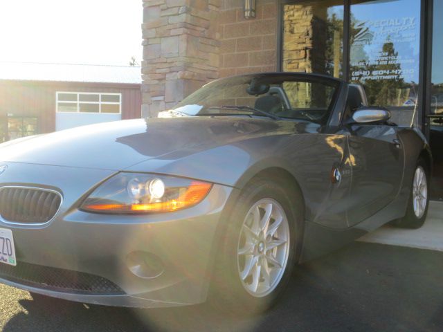 2003 BMW Z4 2 Door