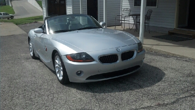 2004 BMW Z4 2 Door