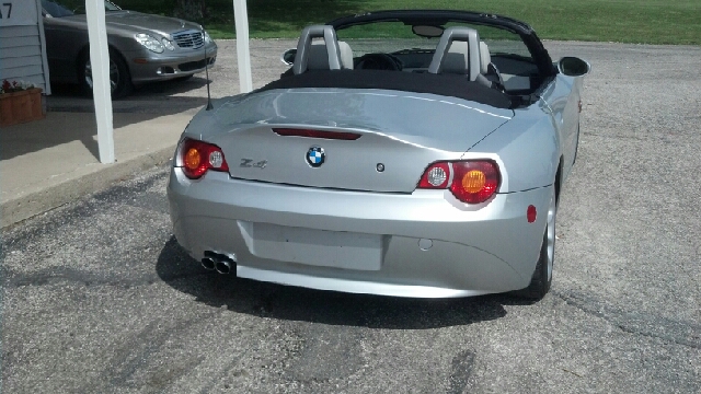 2004 BMW Z4 2 Door
