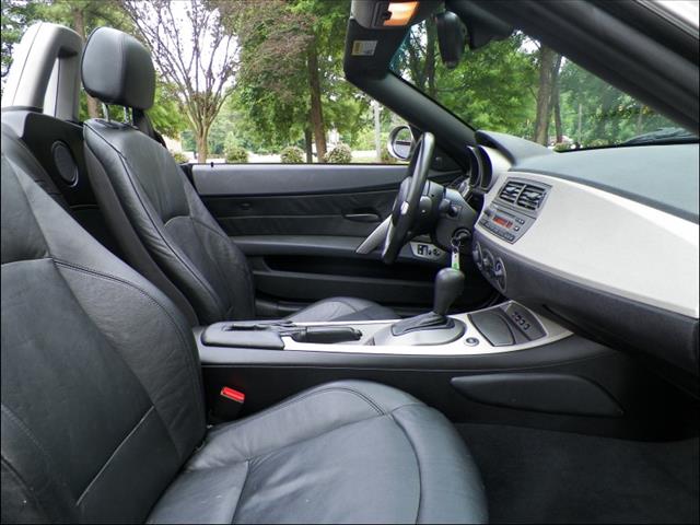2004 BMW Z4 2 Door