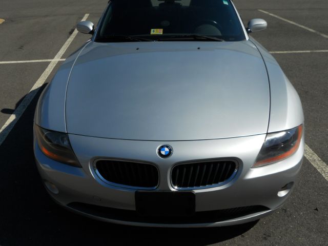 2004 BMW Z4 2 Door