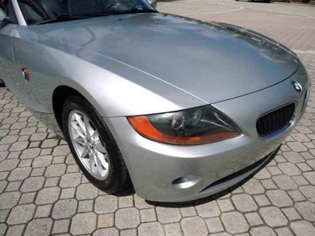 2004 BMW Z4 2 Door
