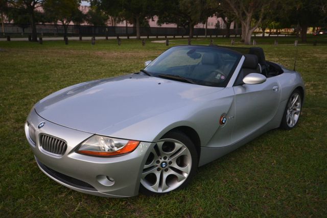 2004 BMW Z4 VAN EXT WB
