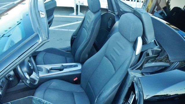 2004 BMW Z4 2 Door