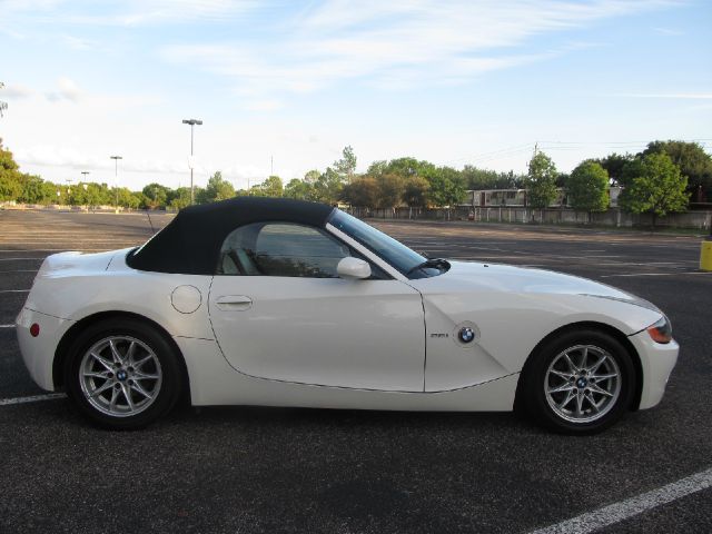 2004 BMW Z4 2 Door