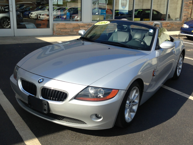 2004 BMW Z4 XLT