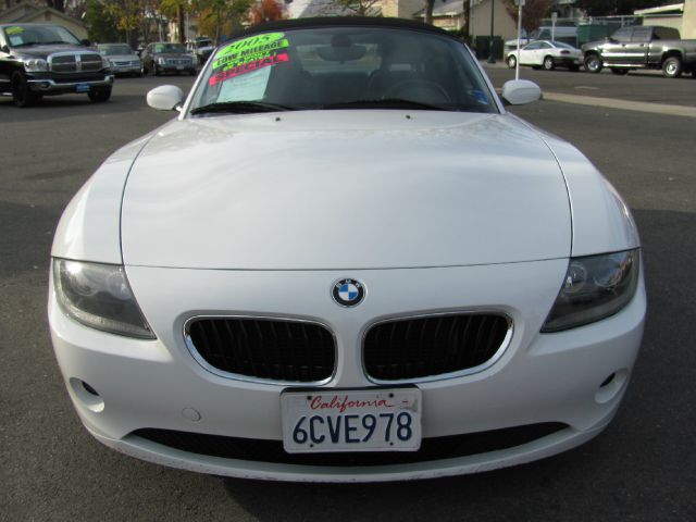 2005 BMW Z4 2 Door