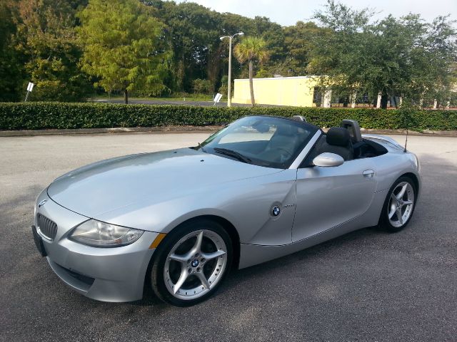 2006 BMW Z4 Supercab-short-xlt-cap-4wd-6 CD-1 Owner