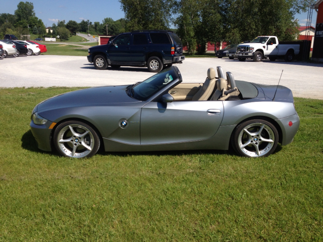 2006 BMW Z4 Supercab-short-xlt-cap-4wd-6 CD-1 Owner