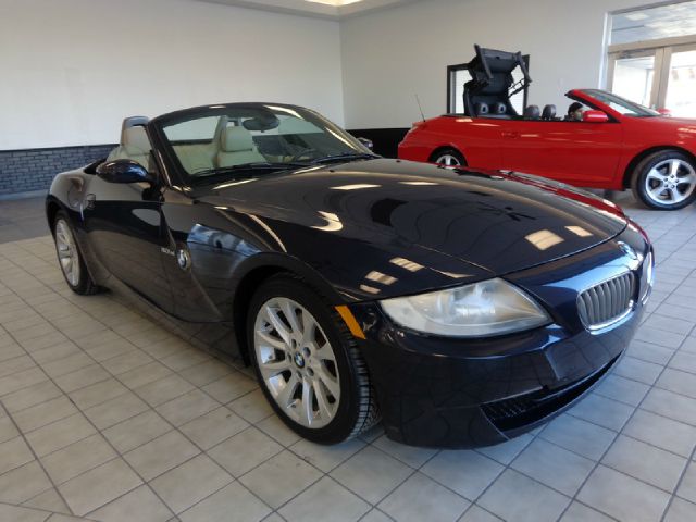 2006 BMW Z4 4 DOOR CAB