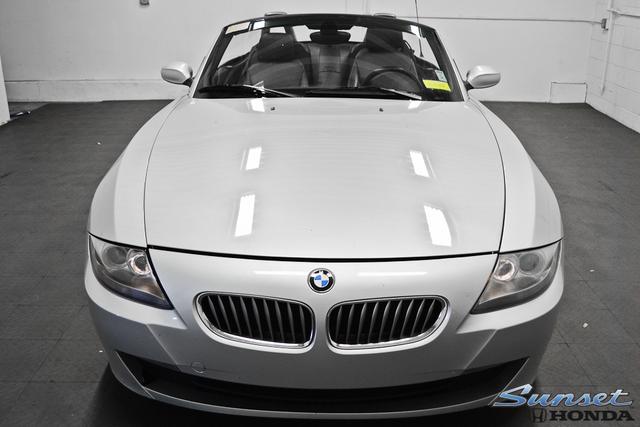 2006 BMW Z4 4 DOOR CAB