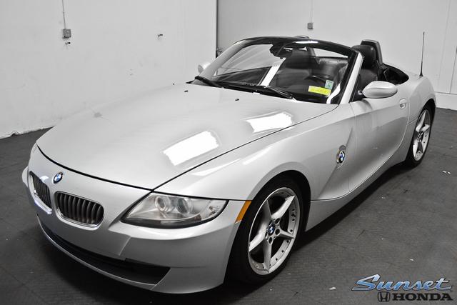 2006 BMW Z4 4 DOOR CAB