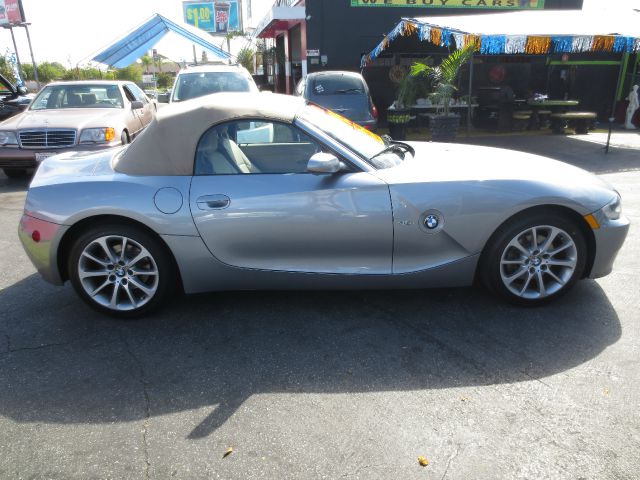 2006 BMW Z4 VAN EXT WB