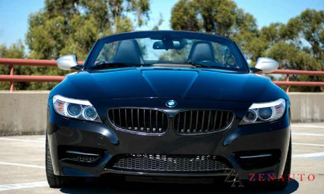 2011 BMW Z4 2WD King Cab SWB S Truck