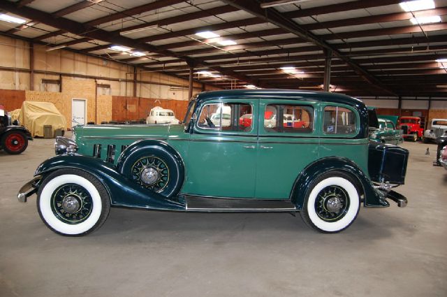 1933 Buick 57 4-Dr. Sedan Unknown