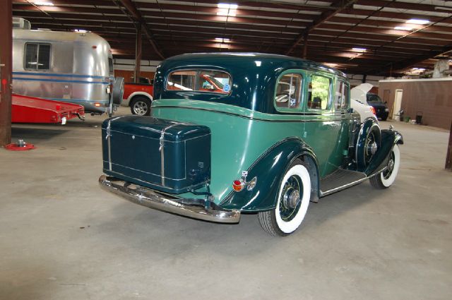 1933 Buick 57 4-Dr. Sedan Unknown