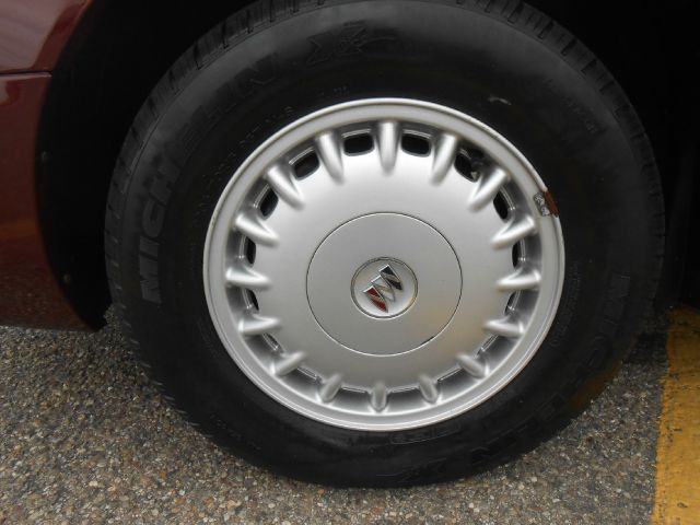 1999 Buick Century SLT 25