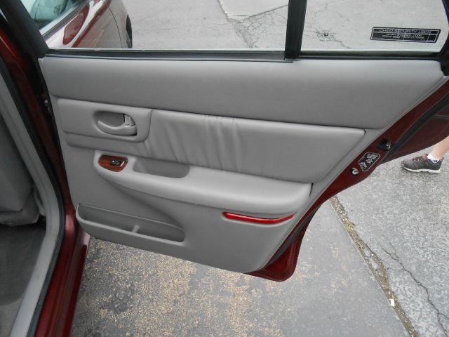 1999 Buick Century SLT 25