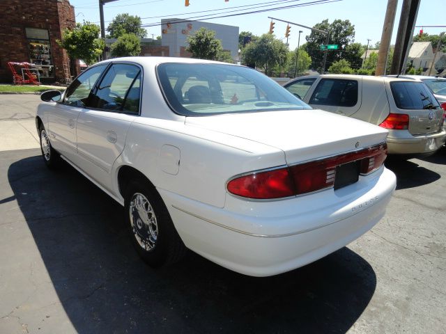 2000 Buick Century SLT 25