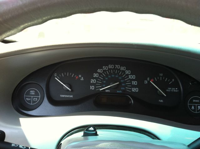 2002 Buick Century Touring_leather