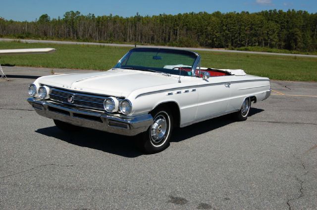 1962 Buick Electra 225 Convertible 3.6l DI W/nav