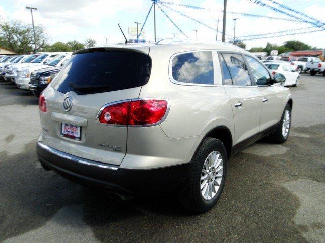 2008 Buick Enclave All The Whistlesbells