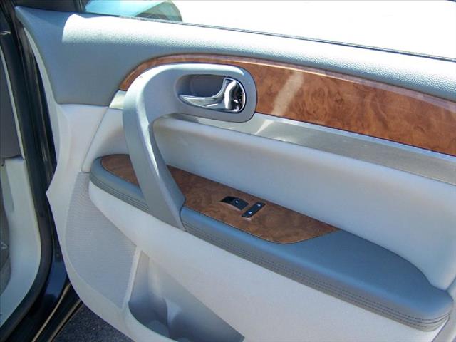 2008 Buick Enclave All The Whistlesbells