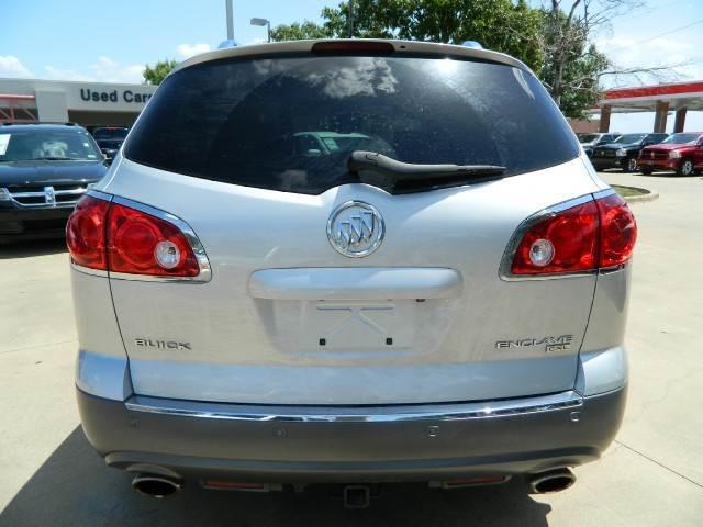 2009 Buick Enclave All The Whistlesbells