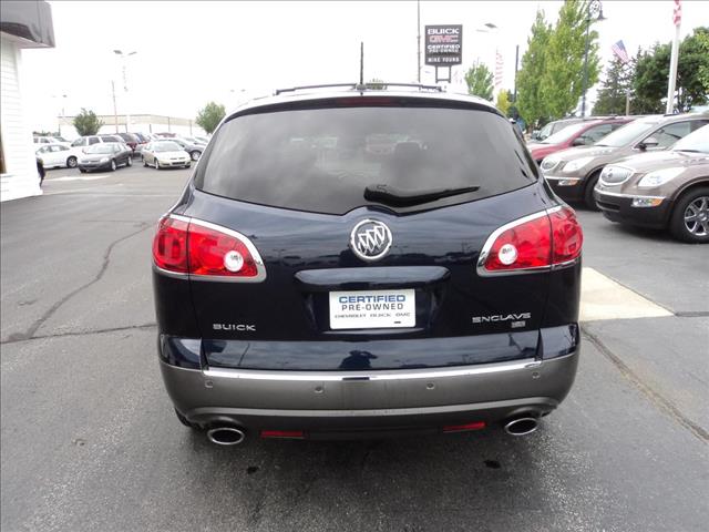 2009 Buick Enclave GS 460 Sedan 4D