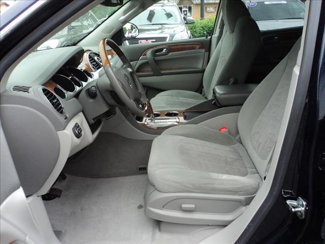 2009 Buick Enclave GS 460 Sedan 4D