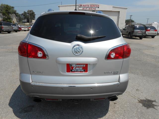 2010 Buick Enclave Crew Cab 153.0 WB 4WD SLT